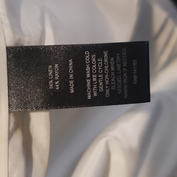 HARVE BENARD Cropped Linen Blazer with Faux Tweed Leather Trim - Picture 8 of 9
